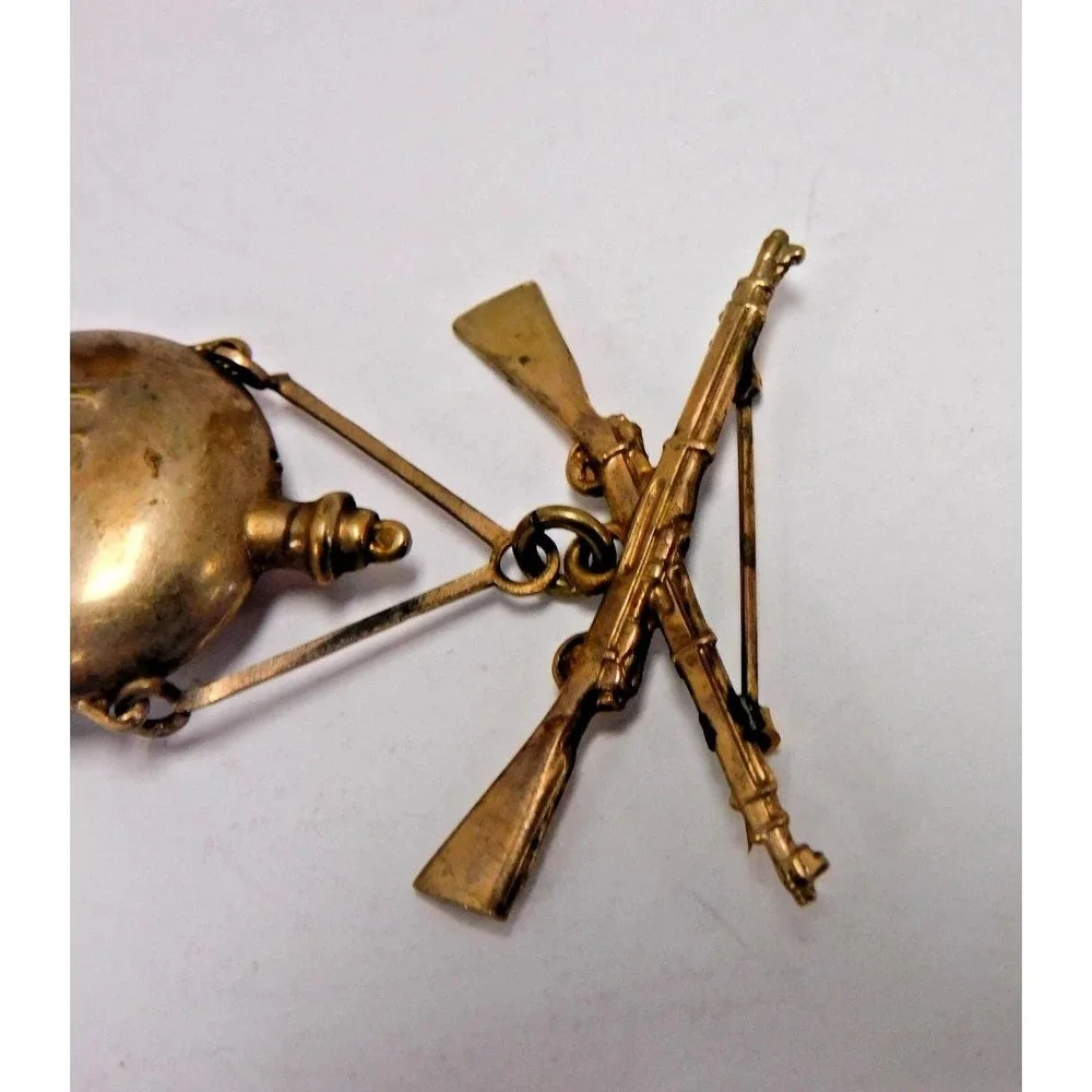 Span Am WW1 Sweetheart Pin Canteen Rifles Homefront JC233
